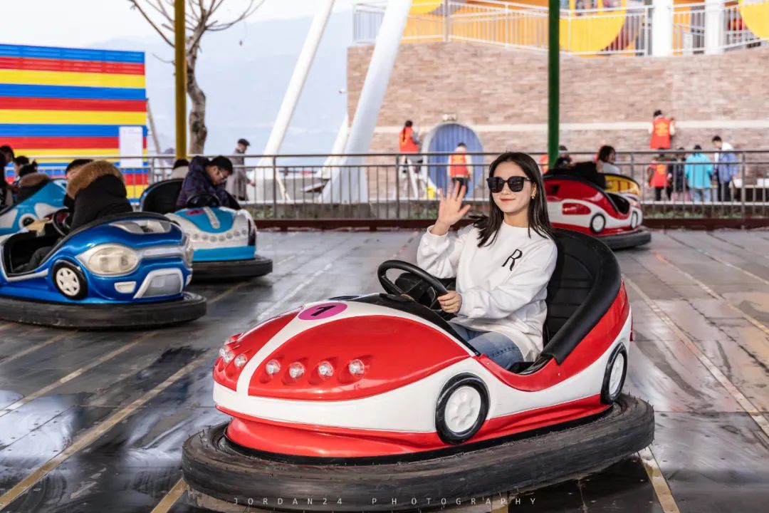 春节假期好去处，打卡巫山“悬崖”上的游乐场「图文、视频」