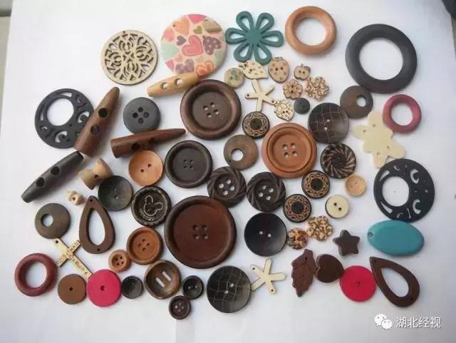 宝宝2个月眼角膜脱落症状,2岁宝宝眼角膜轻微划伤