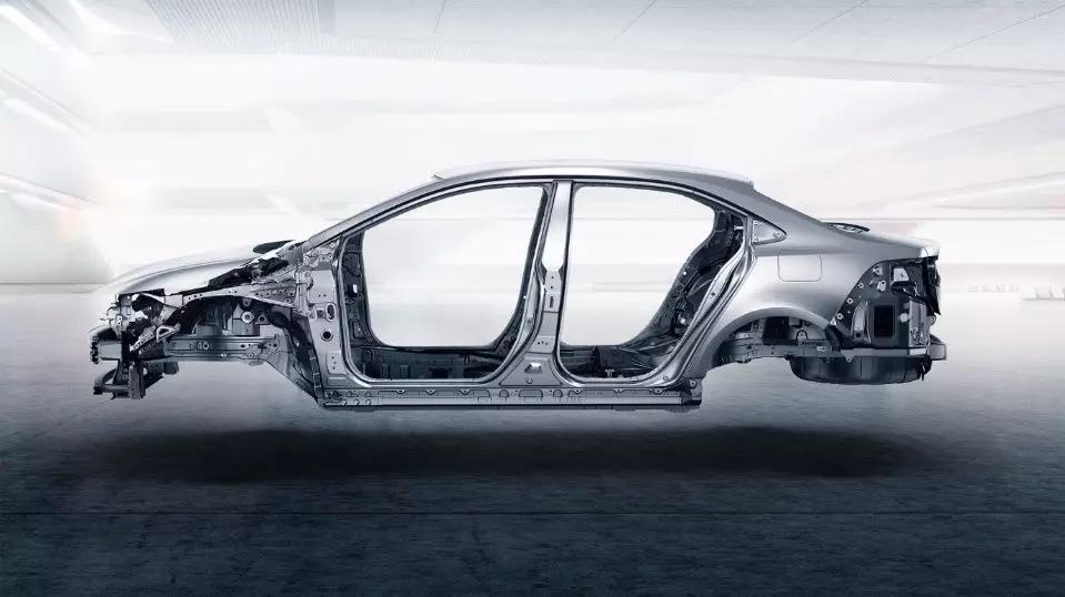 当年ae86多少钱一辆,丰田雷凌和ae86有什么渊源