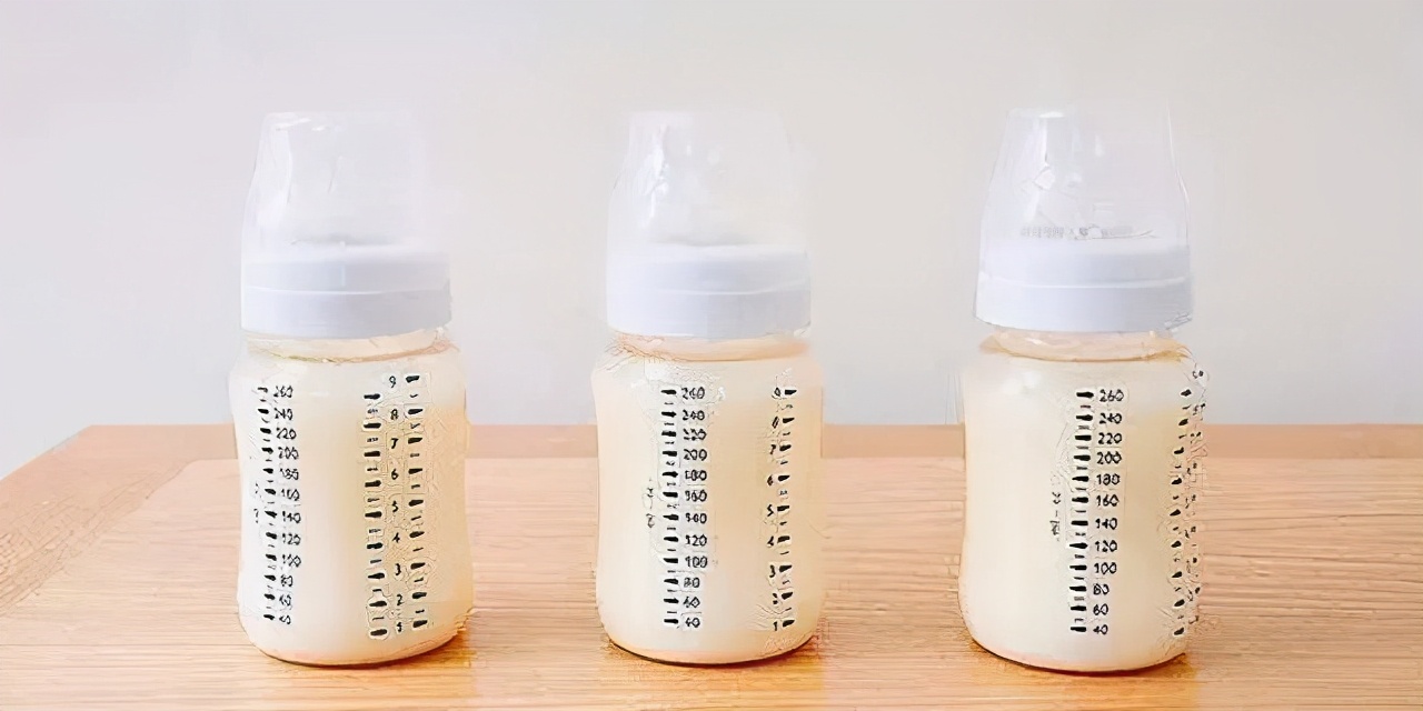 一篇关于给宝宝冲泡奶粉、奶量计算和转奶方法的干货攻略