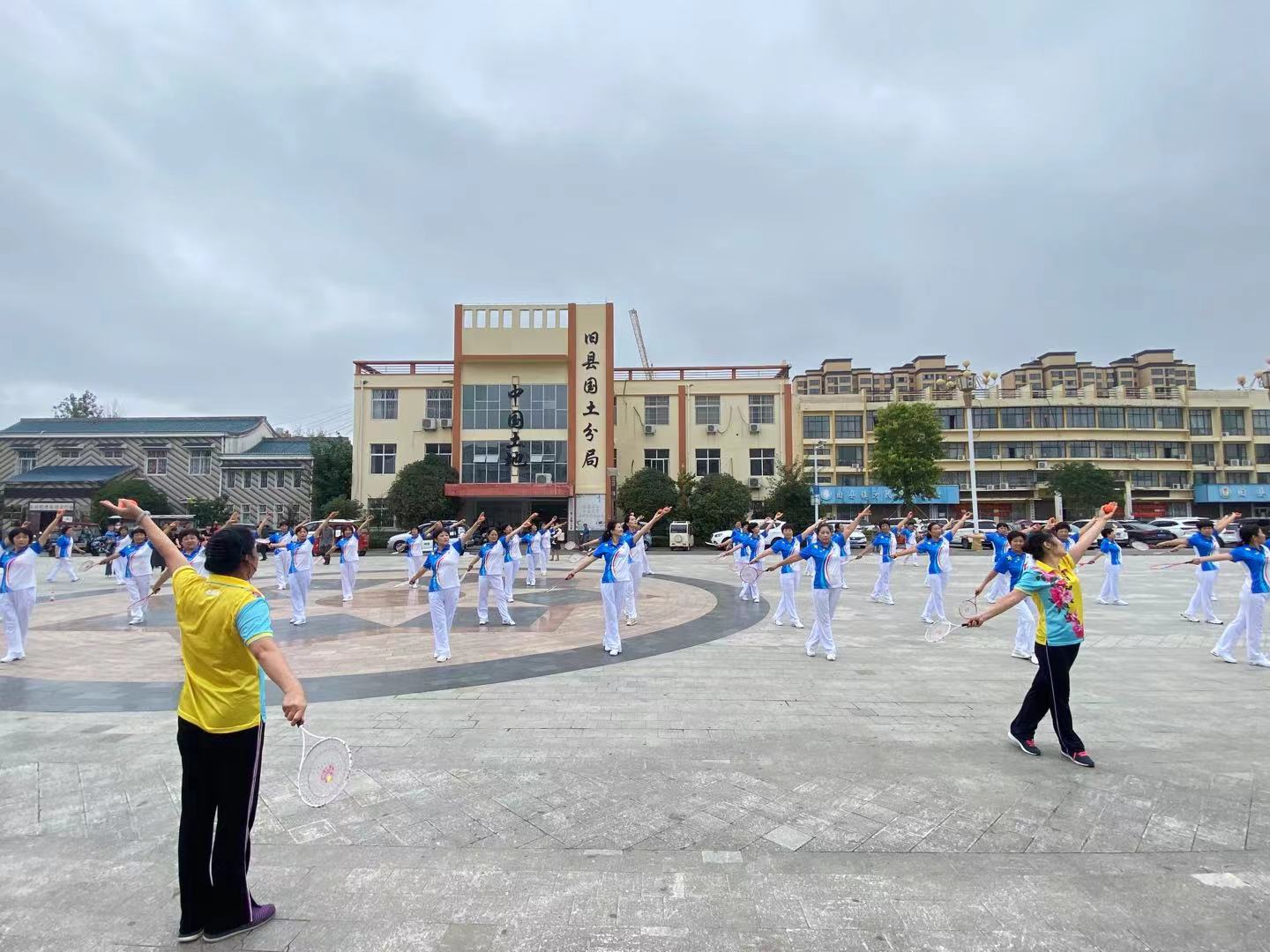 把惠民实事办到群众的心坎上,扎实推进我为群众办实事实践活动