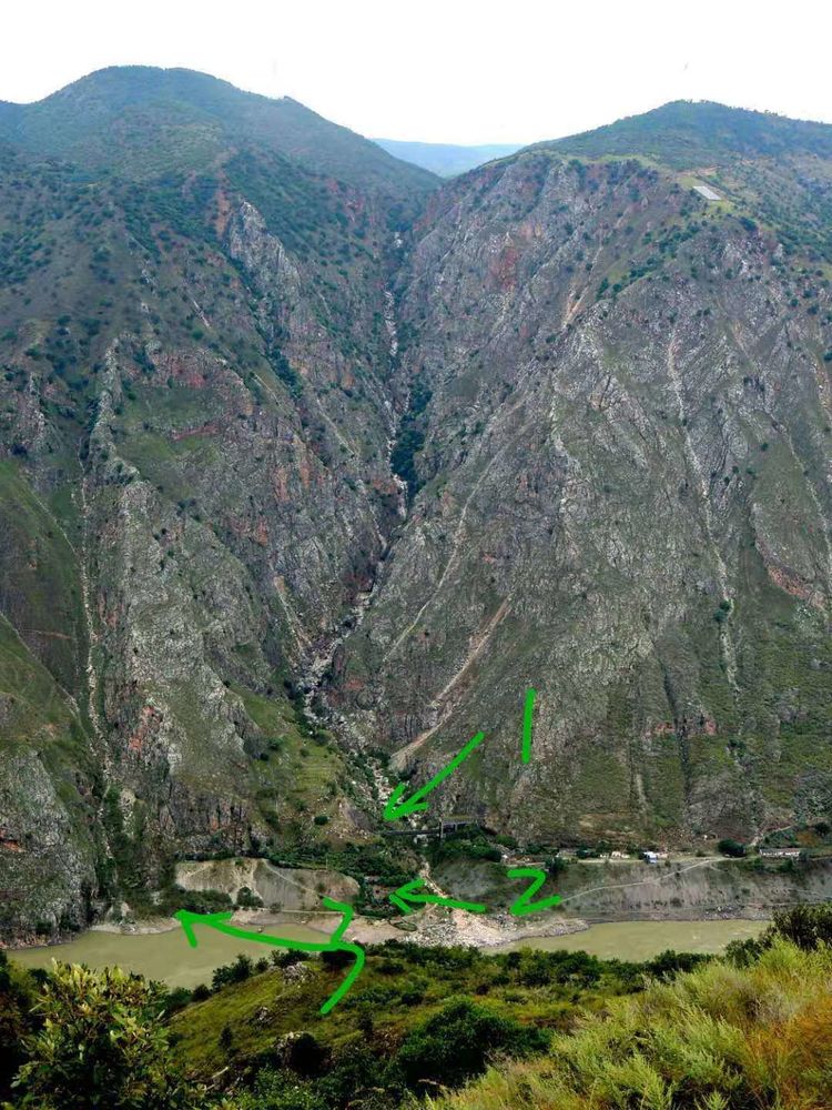 中国女兵讲历史视频,女兵讲述军人故事