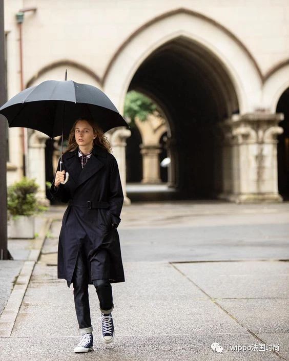 匡威帆布鞋值得购买吗,匡威热卖的帆布鞋