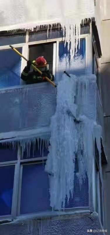 沈阳外墙渗水结冰,沈阳楼顶渗水