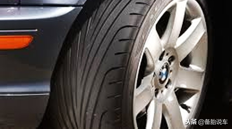 轮胎方向跑偏怎么手动调,轮胎补了方向偏了怎么办