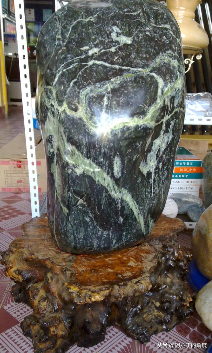 祁连山彩玉是玉吗,祁连山大峡谷彩玉