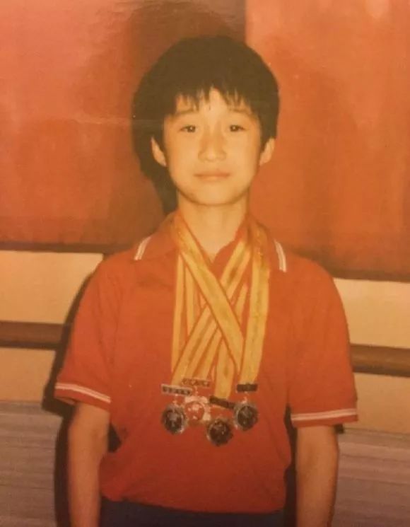 吴京戒赌镜头,赌侠2002张家辉吴京