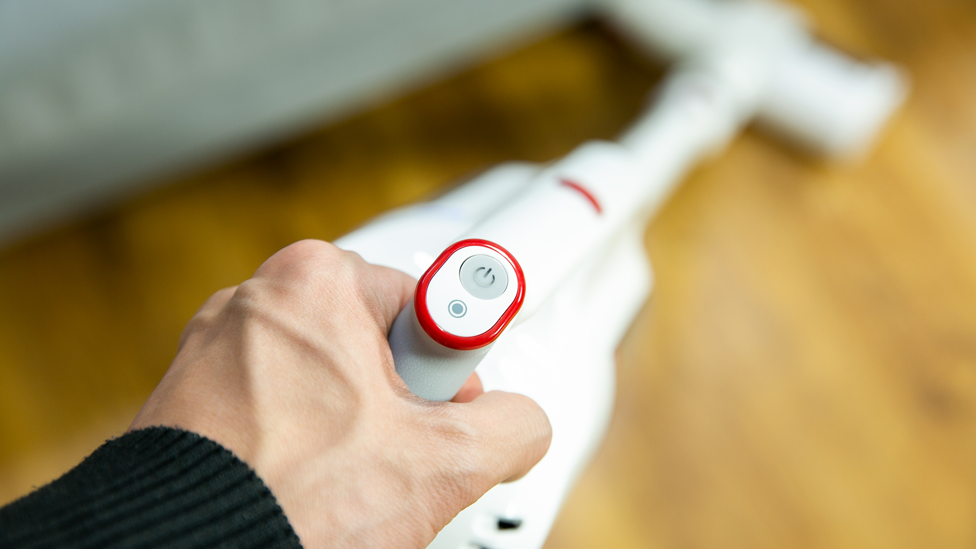 小狗吸尘器t11真实测评,小狗吸尘器t10清理垃圾