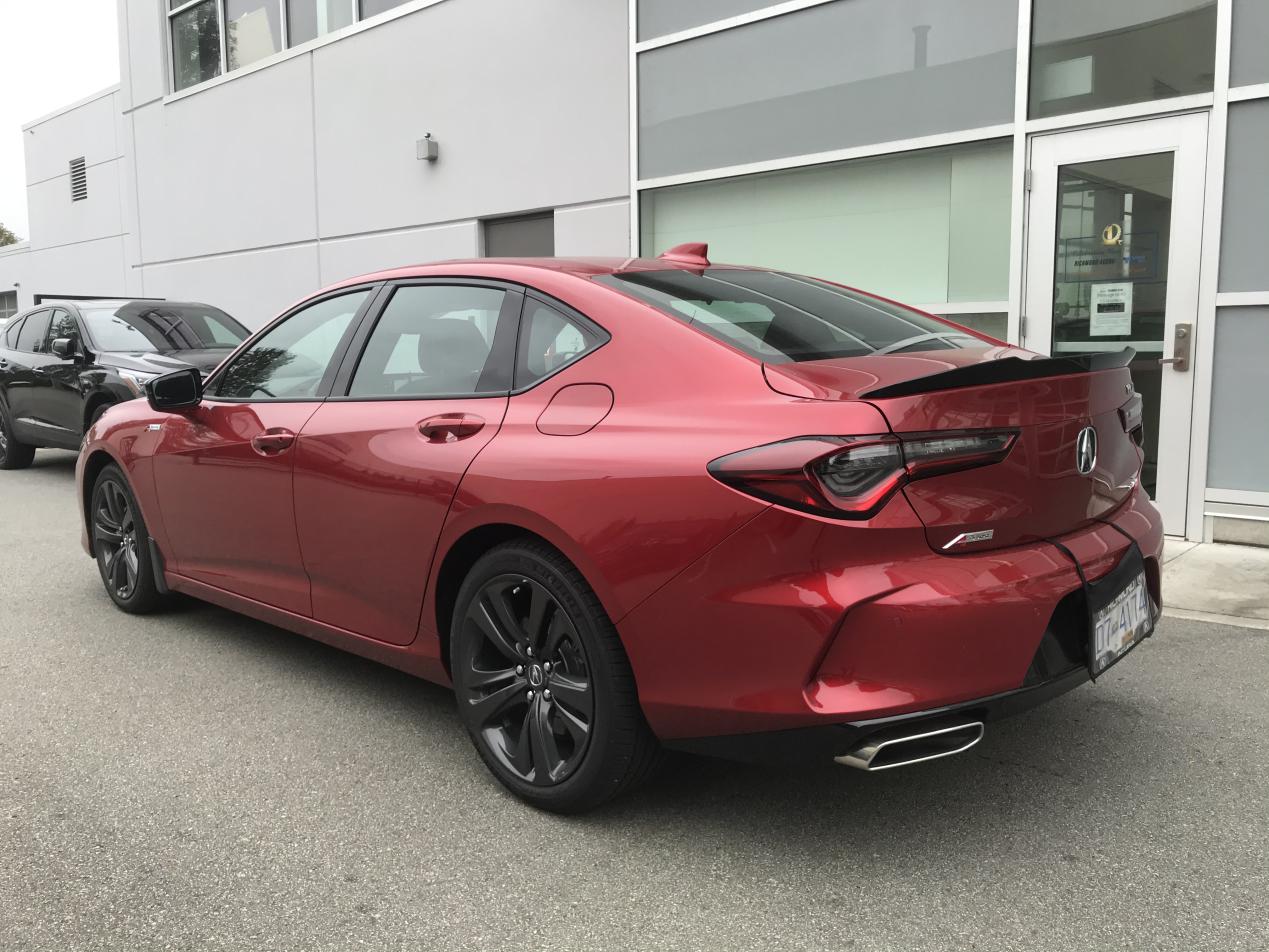 新款讴歌tlx实车,硬朗的运动感新款讴歌tlx实车