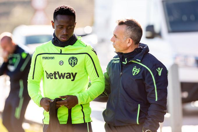 离队外援大连一方 (大连一方外援能否转会)