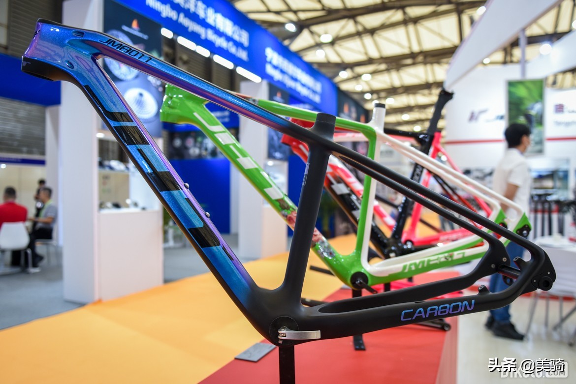 奇妙的自行车全集,上海自行车展会2023凤凰自行车