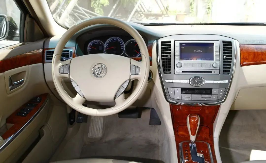 越野车带你体验诗和远方,四驱旅行版发动机抖动