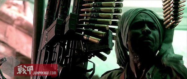 美国黑鹰战机坠落视频,黑鹰坠落最震撼视频