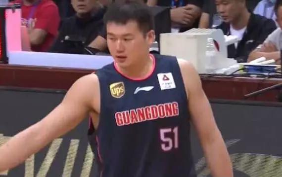 这下麻烦了！广东一内线遭遇骨折！*疆新**要翻盘了？