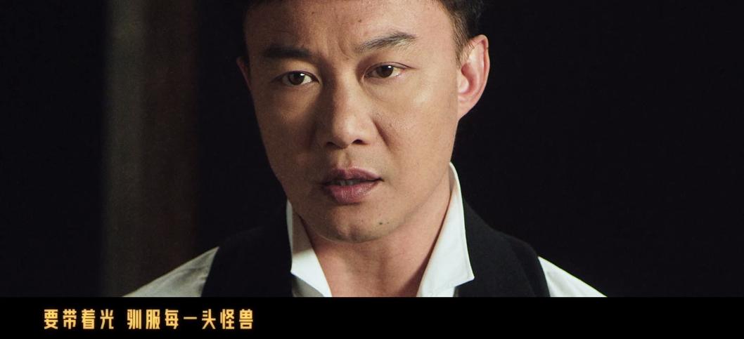 英雄联盟孤勇者陈奕迅超燃混剪,英雄联盟双城之战主题曲孤勇者