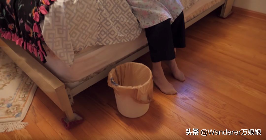 93岁奶奶恶搞27岁孙子一夜爆红！1300万网友实力围观：奶奶太坑了