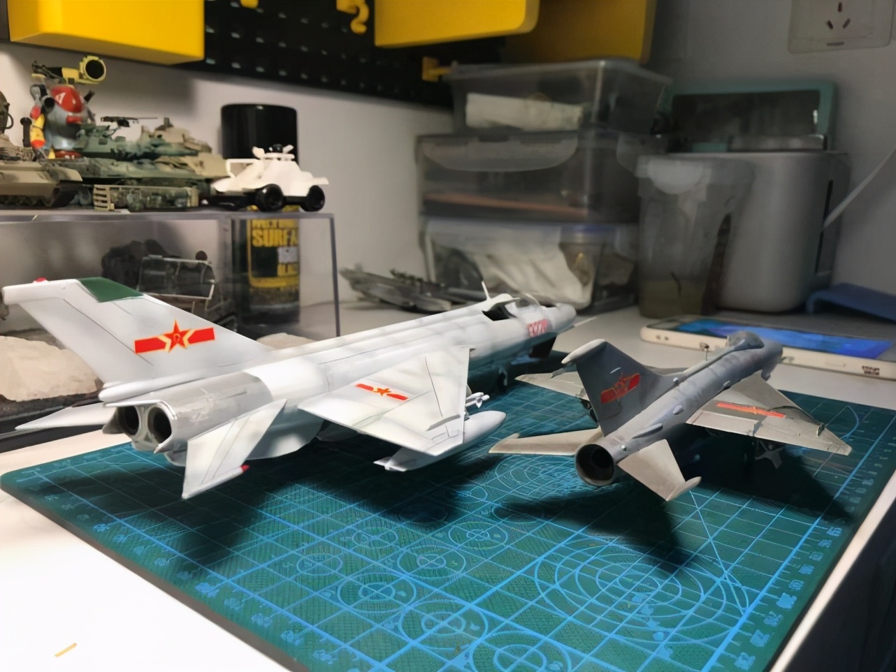 情怀！3D打印制作平头歼8模型，比歼7大一圈，却只带2枚导弹