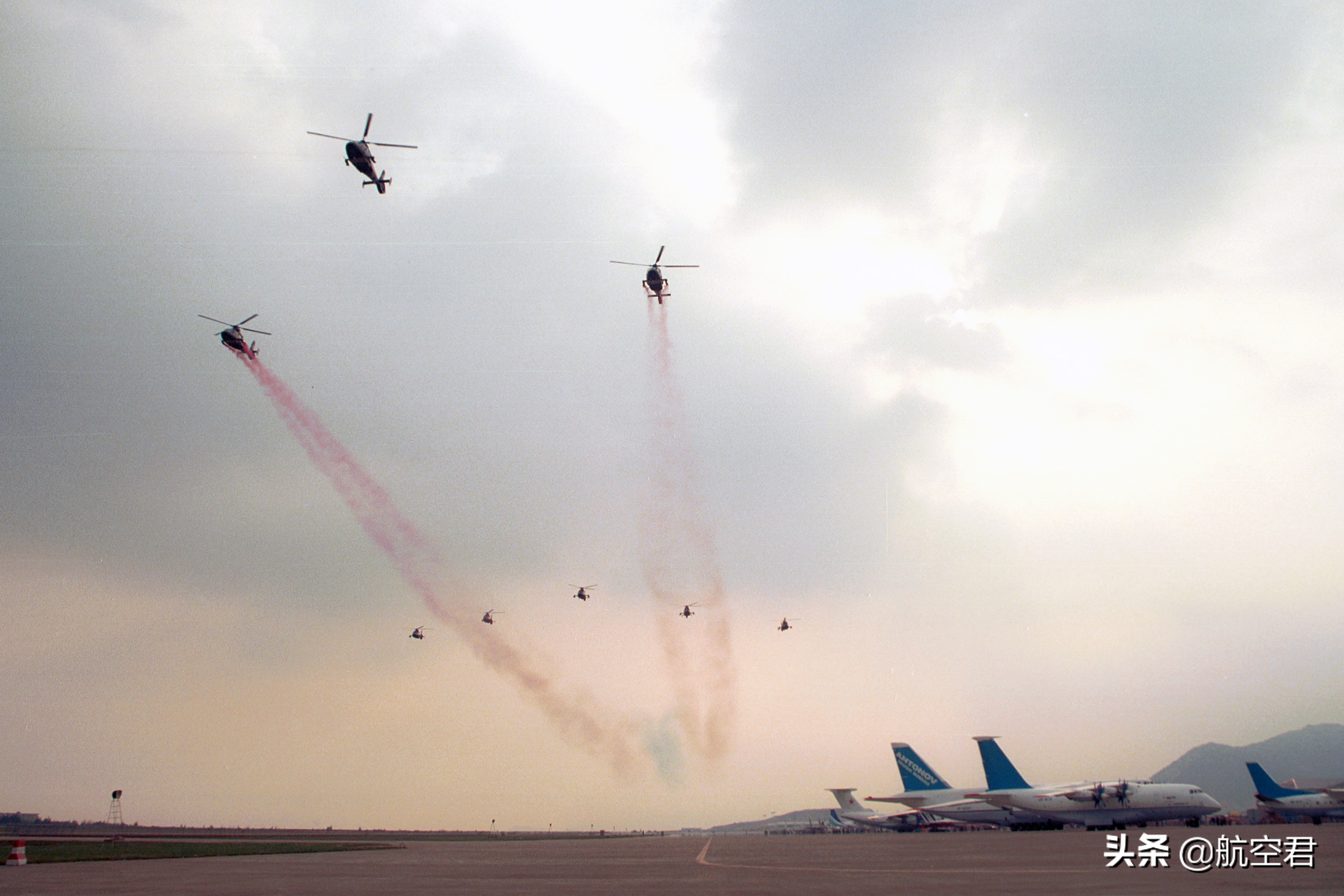 我与祖国共成长，从拍飞机的摄影器材一撇生活品质的迅速提高