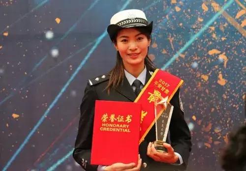 不娇气的女生让人喜欢,不娇气坚强勇敢的女生