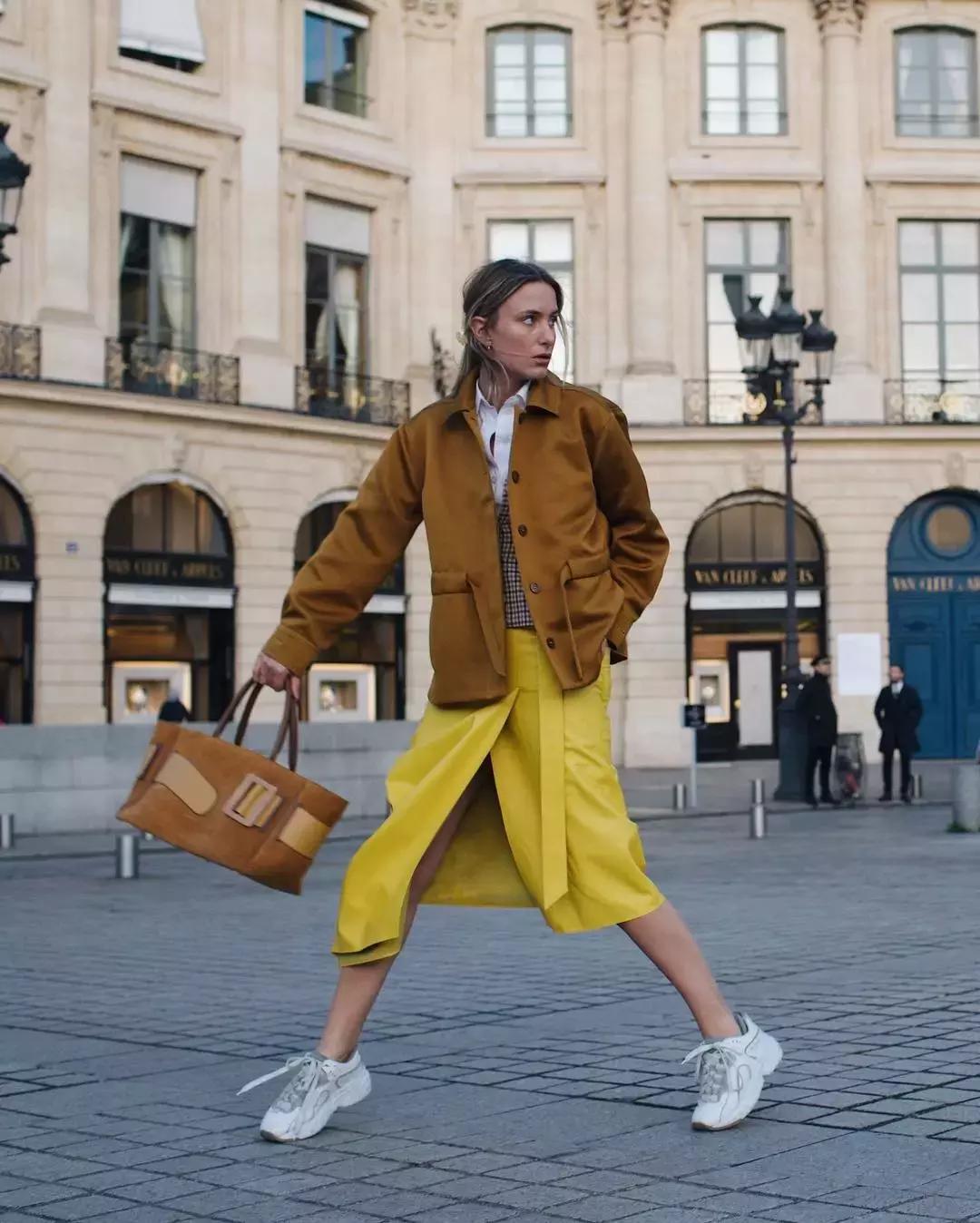 天气回暖怎么穿,天冷运动鞋怎么穿搭