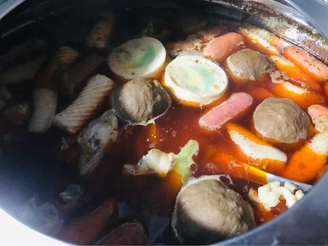 草鱼怎么炖火锅,火锅料草鱼蔬菜一锅炖