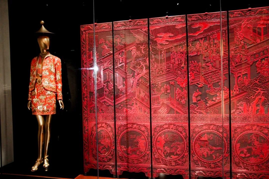 意大利品牌华伦天奴,华伦天奴首席设计师