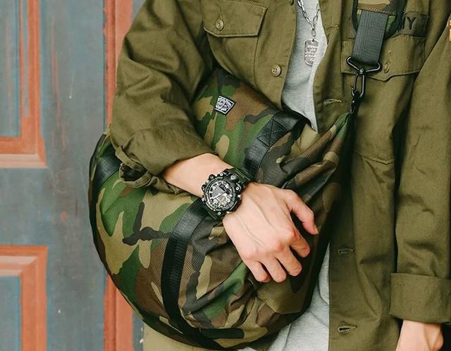 看了“泥王”我终于明白怎么会有人花几千买卡西欧，他真的好帅