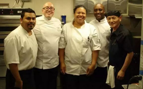 在日本打工的丁尚彪现状,上海男人丁尚彪