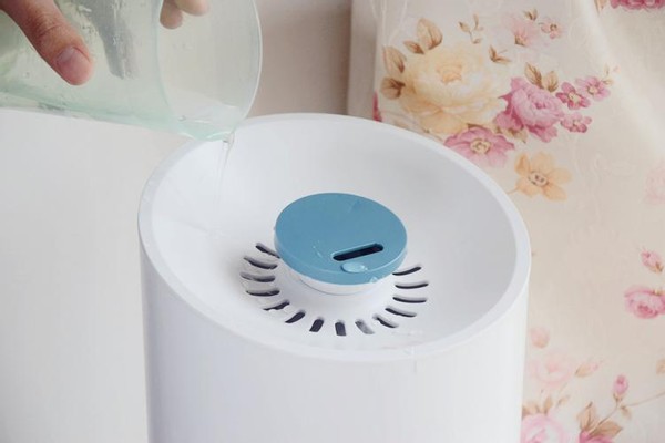 大加湿量加湿器测评,无雾加湿器湿度测评