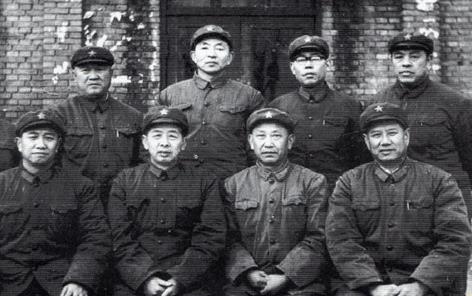 毛主席13年的警卫员,曾把主席带进“坑”里,晚年享正部级待遇