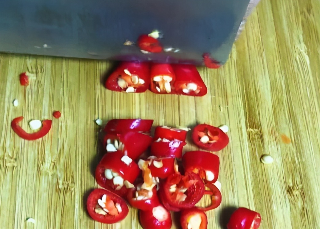 鲜嫩脆爽的北海墨鱼图片,墨鱼脆爽