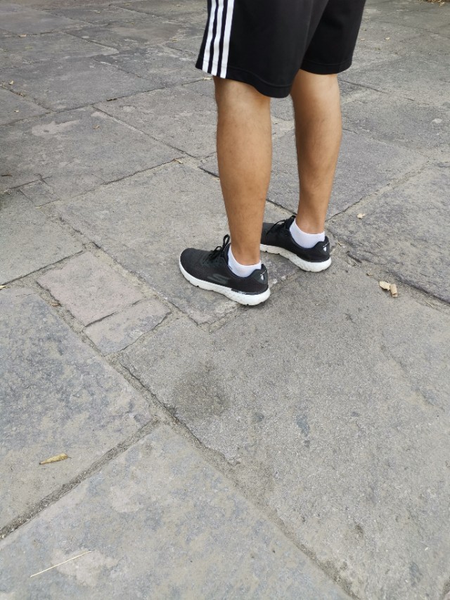 健步鞋美国,斯凯奇第七代健步鞋上市时间