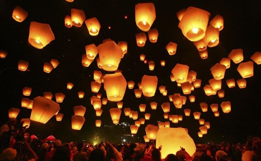 元宵节10个红包灯笼制作方法,用红包做元宵节灯笼