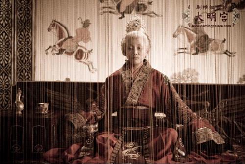 太后听政要“垂帘”,古代男女居家之防有多严格,不能同用一口井