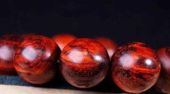 各种手串佩戴禁忌,佩戴手串避开这些禁忌