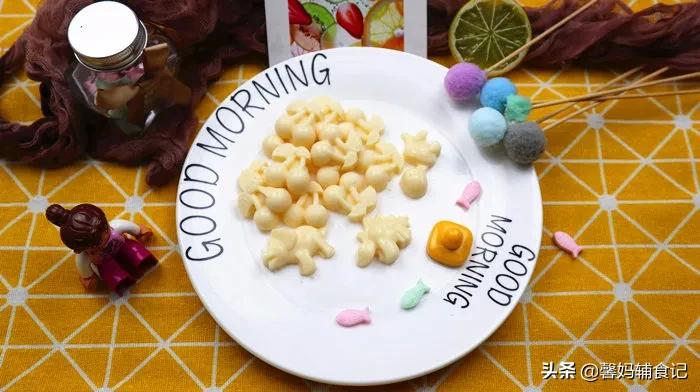 给宝宝吃奶酪的做法,宝宝早餐鲜奶酪