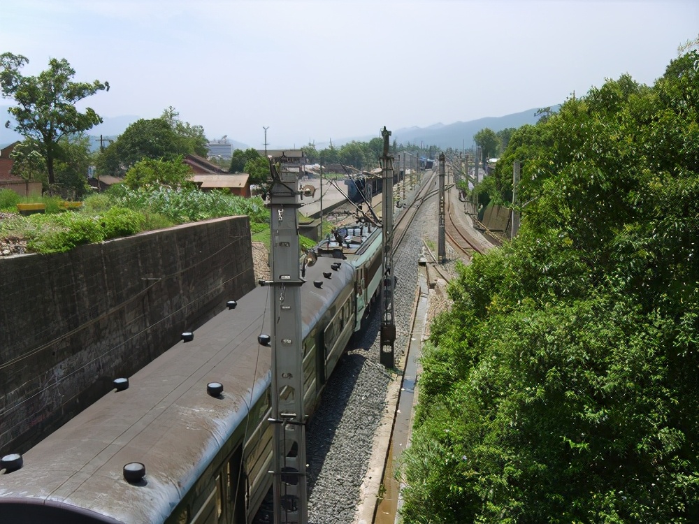 运转昭化站,探秘821厂铁路专线