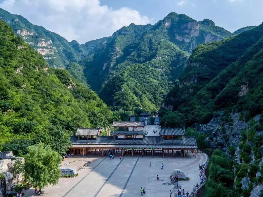 有了这些均温不足20℃的空调山，再热情的“烤验”也挡得住