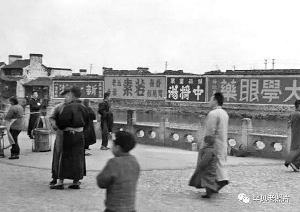 100年南京大桥绘画,南京红色100年