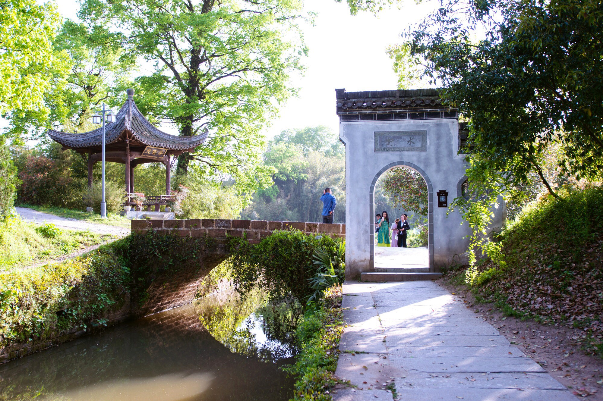 婕闀垮畨浣滃搧,婕鍞愭湞