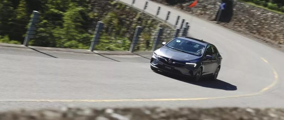 别克威朗2020款cvt旗舰版测试,换车皮别克威朗