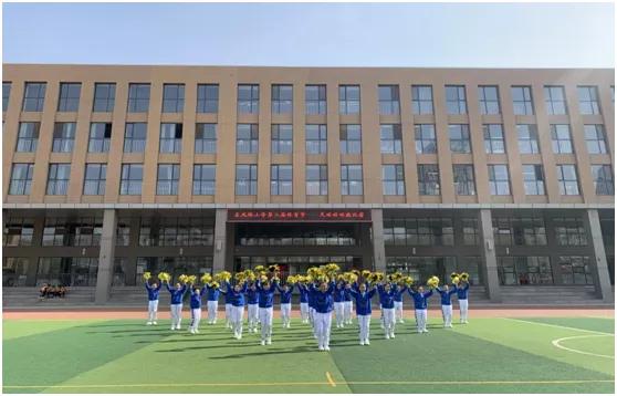 东风路小学的啦啦操,河南省东风路小学啦啦操