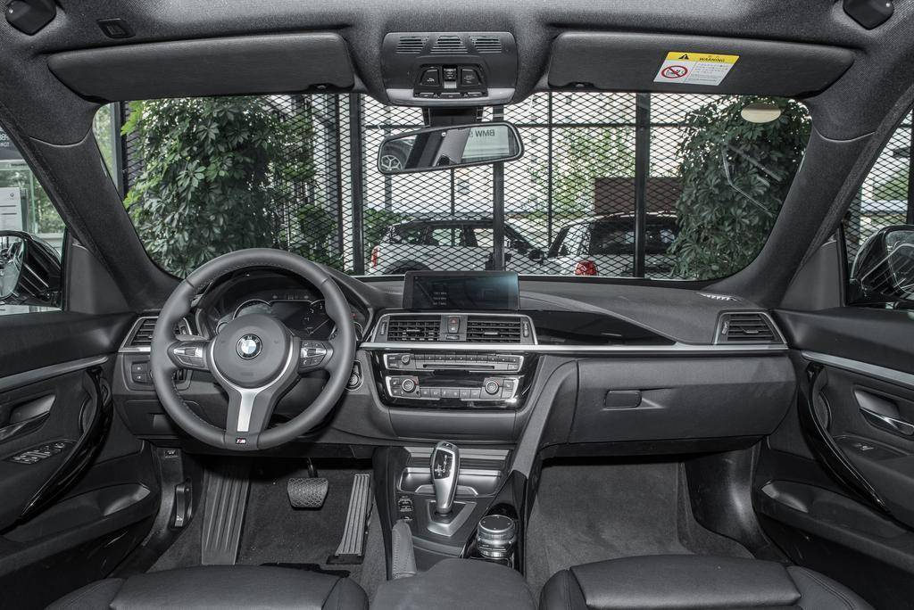 9万公里的宝马3系gt值得买吗,2018年的宝马3系gt能买吗