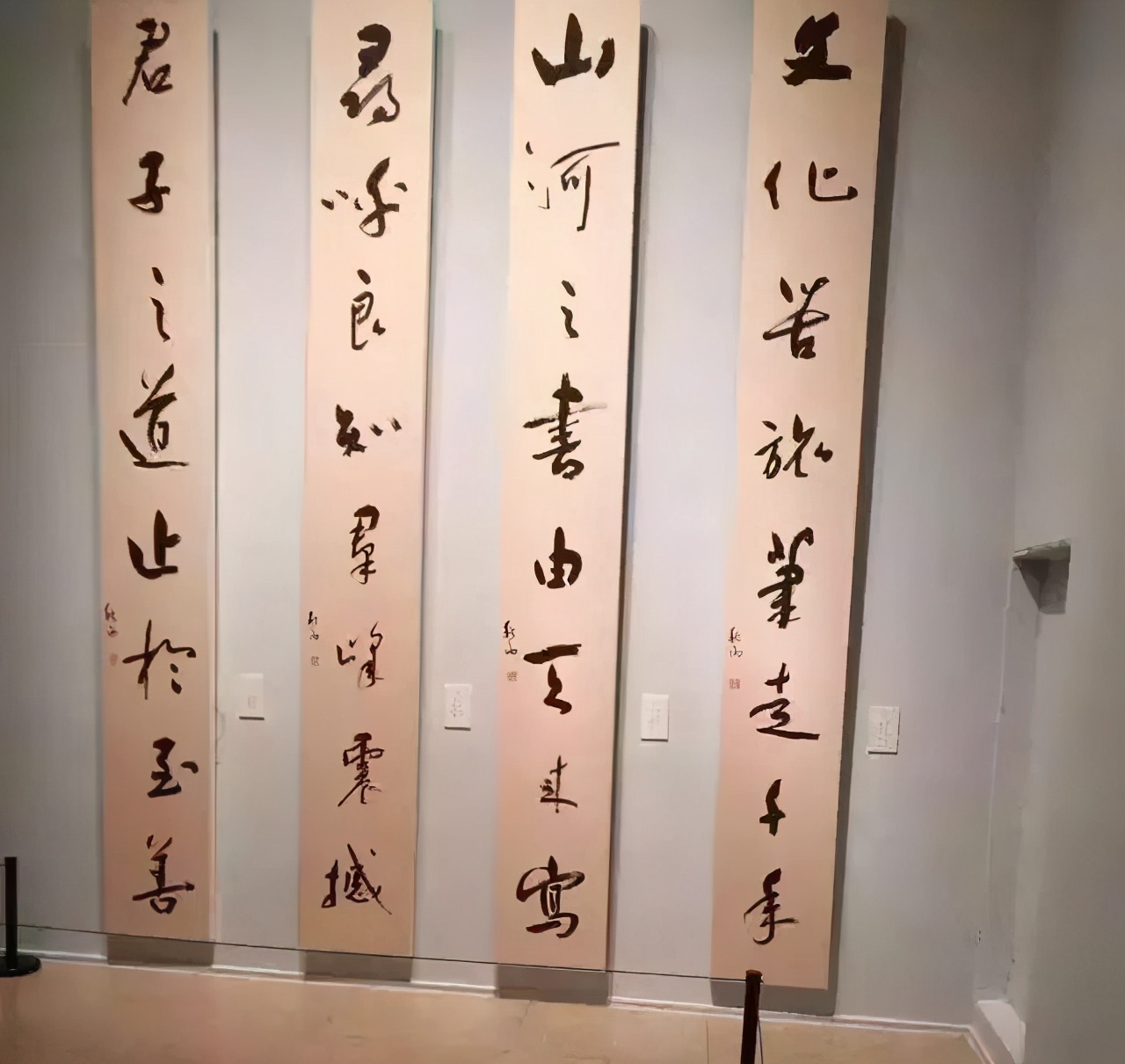 余秋雨心经书法,余秋雨诗词书法