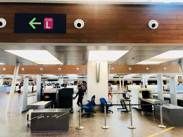 中国最坑人的机场,全球十大最坑机场