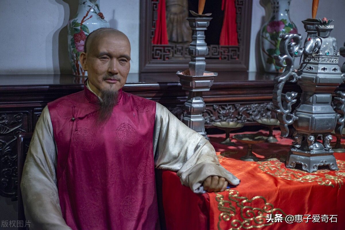 假翡翠是用什么石头做的,假的翡翠是用什么做的