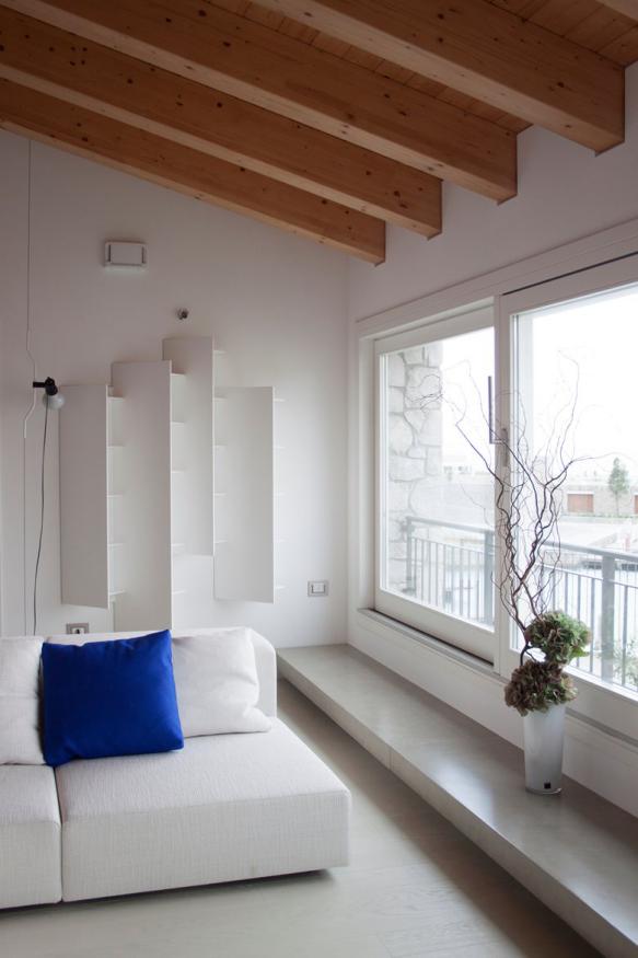 客厅抬高15cm打造地台,小客厅打地台效果图