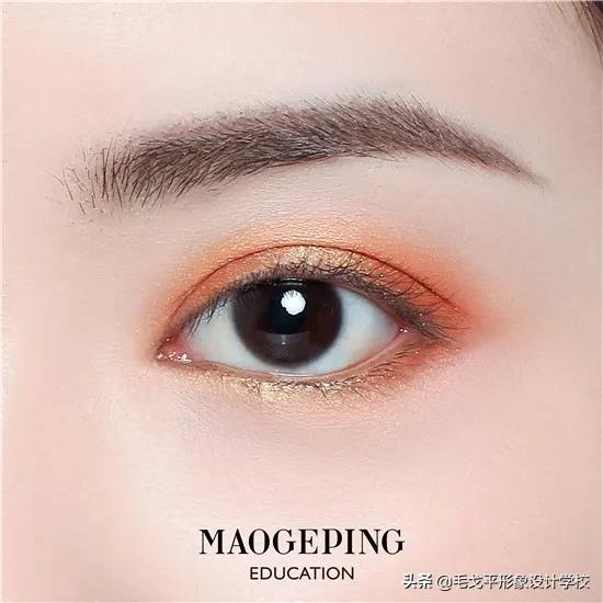 男爱豆教科书式眼妆大法,放大眼睛眼妆教程教科书