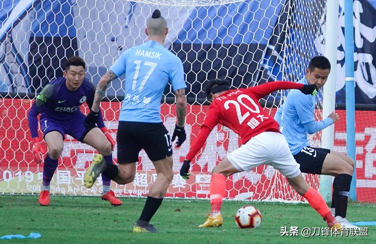 崔康熙换上费莱尼,崔康熙换人踢点球