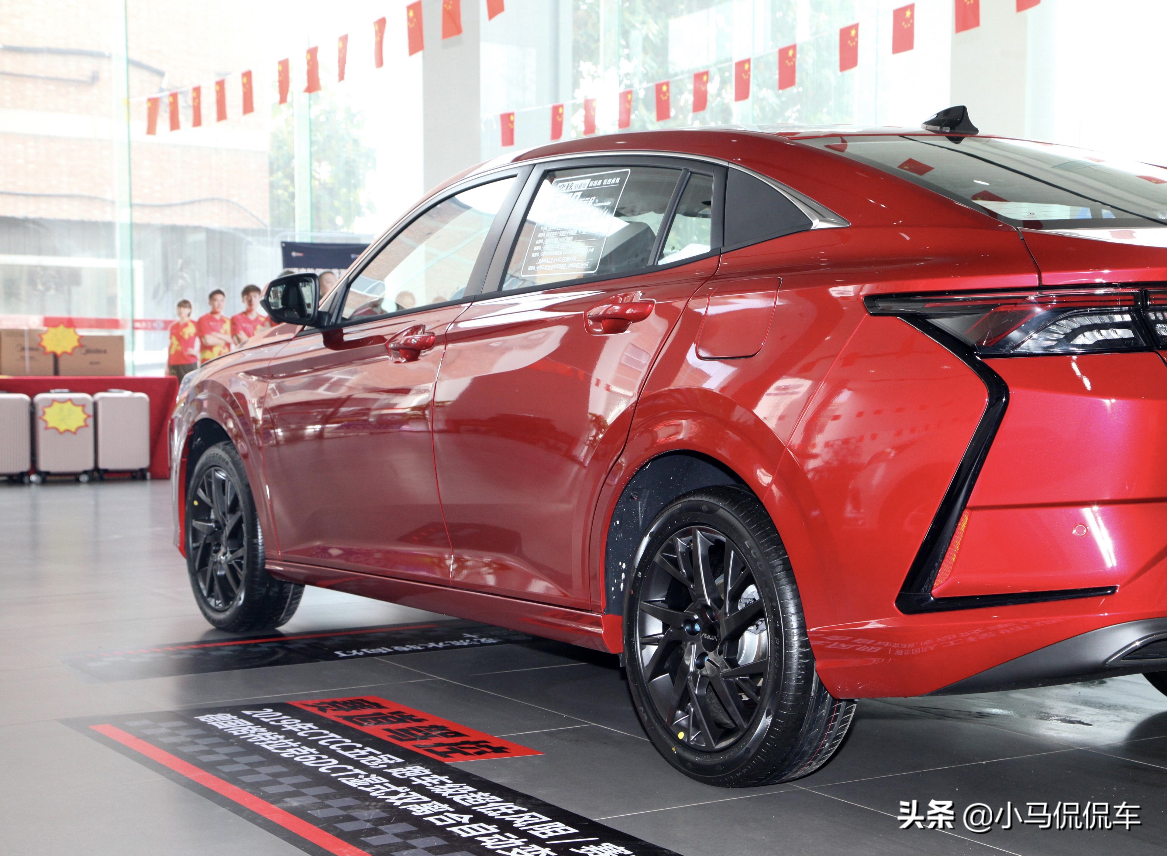 风神奕炫和别克英朗哪个好,英朗和奕炫